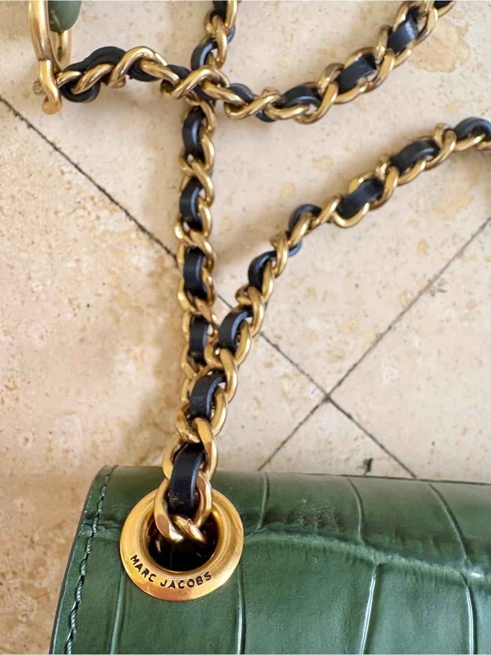 BRAND NEW / Marc Jacobs Green Quilted Croc-Embossed Crossbody with Gold Chain - Picture 3 of 7